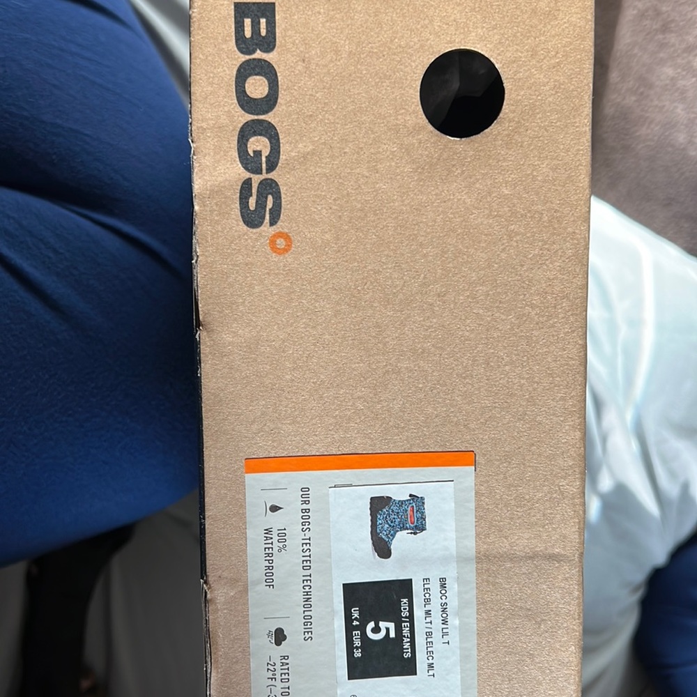 Bogs kids snow/rain boots